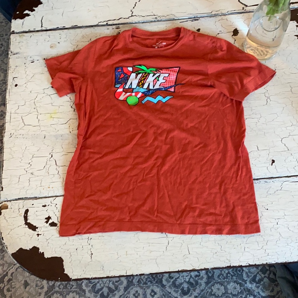 nike t